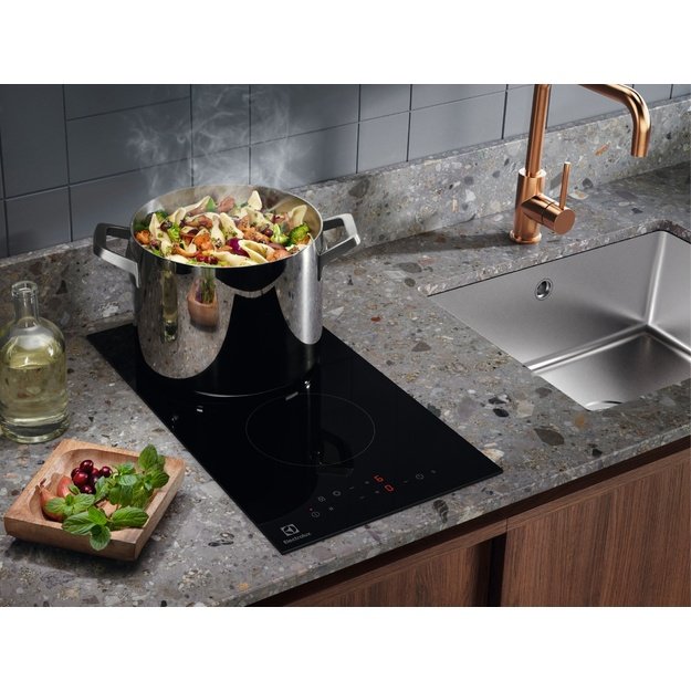 ELECTROLUX LHR3233CK