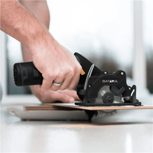 Batavia B.V. | 12V Cordless Circular Saw 85 mm - Fixxpack 2.0 Set (incl. 2.0Ah battery & USB-C charging cable)