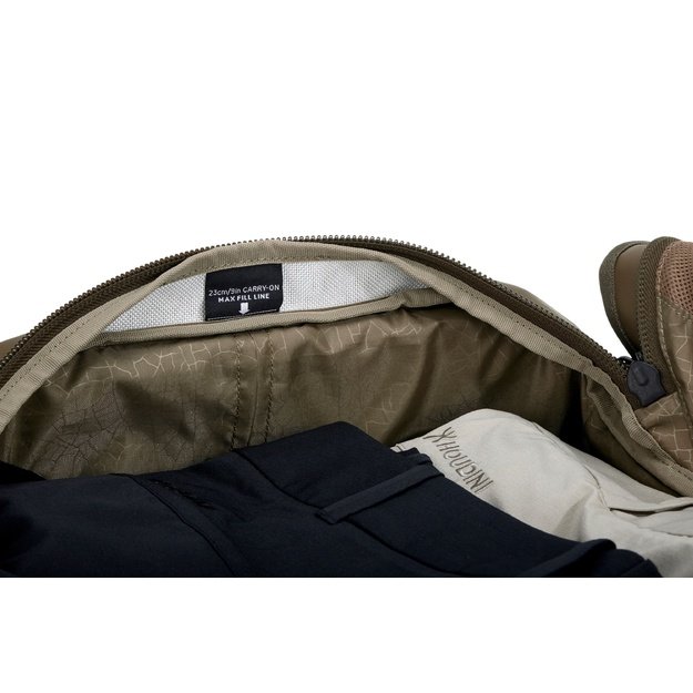 Thule 5602 Chasm Carry on Wheeled Duffel Bag 40L deep khaki