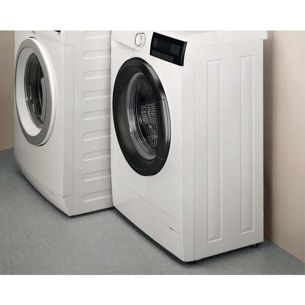Skalbimo ma&scaron;ina ELECTROLUX EWS6526BP