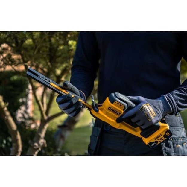 Hedge shear 18V DCMHT520N DEWALT
