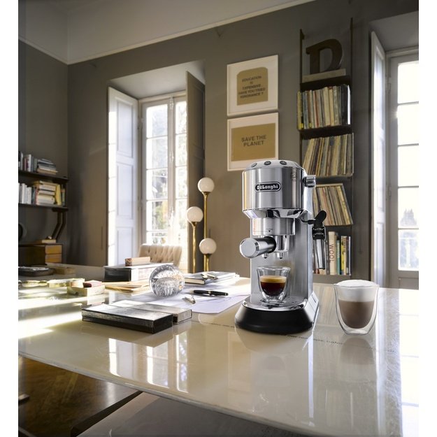 Delonghi | Dedica Espresso Coffee Maker | EC685.M | Pump pressure 15 bar | Built-in milk frother | Semi-automatic | 1300 W | Ino