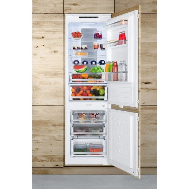 Įmontuojamas &scaron;aldytuvas AMICA BK3055. 6 NFM(E)