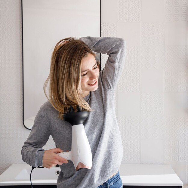 Suszarka do włos&oacute;w Taurus Studio 2500 Ionic 2400W 5