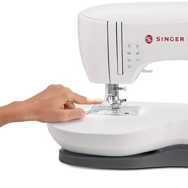 Singer SE300 sewing machine, electric current, white 3