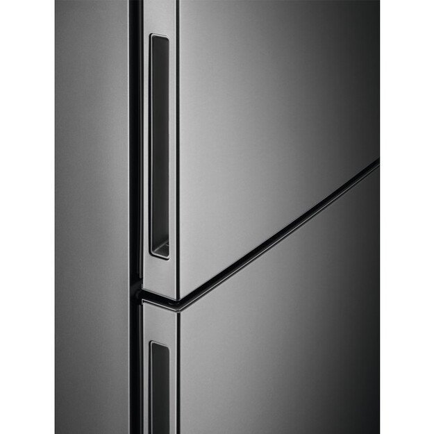 Electrolux LNC7ME32X3 Freestanding 330 L E Stainless steel 8