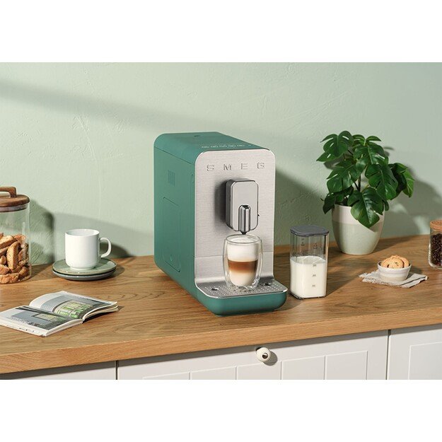 Smeg Collection Espresso Coffee Machine BCC13EGMEU Emerald Green