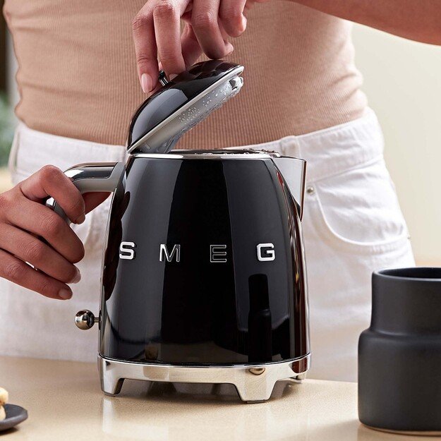 Smeg 50 s Style Kettles KLF05BLEU Black