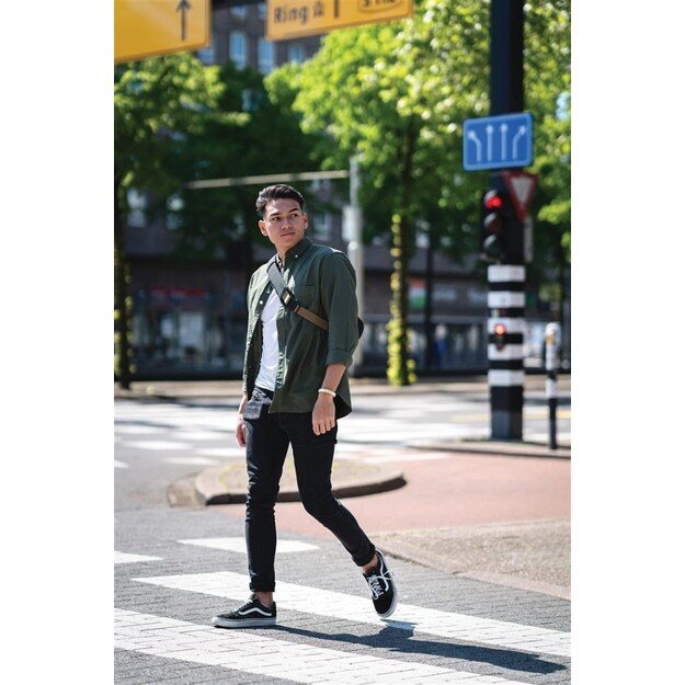 Bobby Sling kuprinė, juoda 3