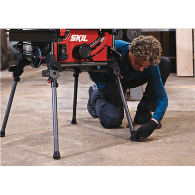 Skil 2000W Cutting Table