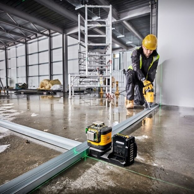 DEWALT. LINE LASER 12/18V GREEN DCE089NG18