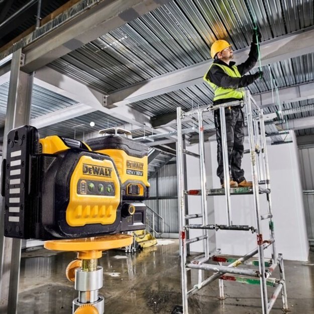 DEWALT. LINE LASER 12/18V GREEN DCE089NG18