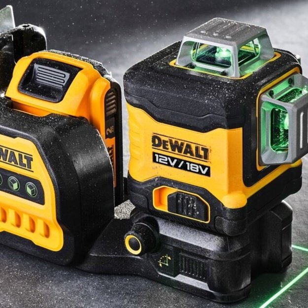 DEWALT. LINE LASER 12/18V GREEN DCE089NG18