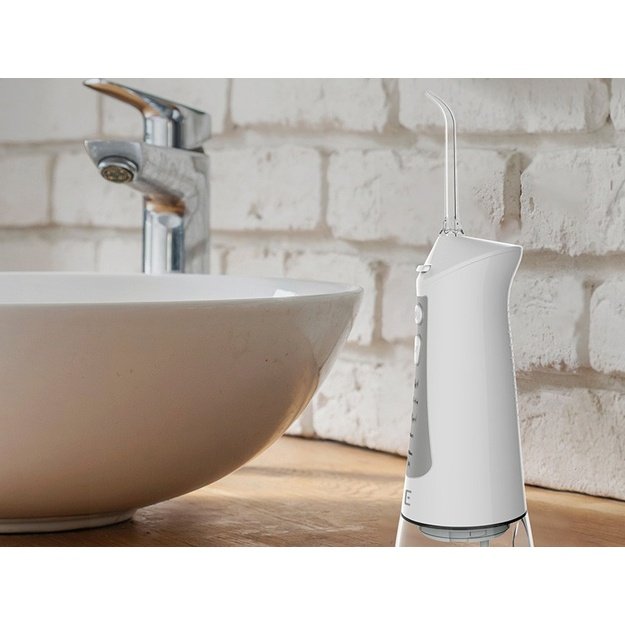 Lafe 47481 Water Flosser CLeanPRO White