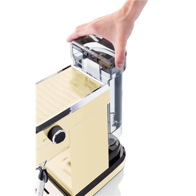 ETA | Espresso coffee maker | ETA618190040 Storio | Pump pressure 20 bar | Built-in milk frother | Semi-automatic | 1350 W | Bei 2