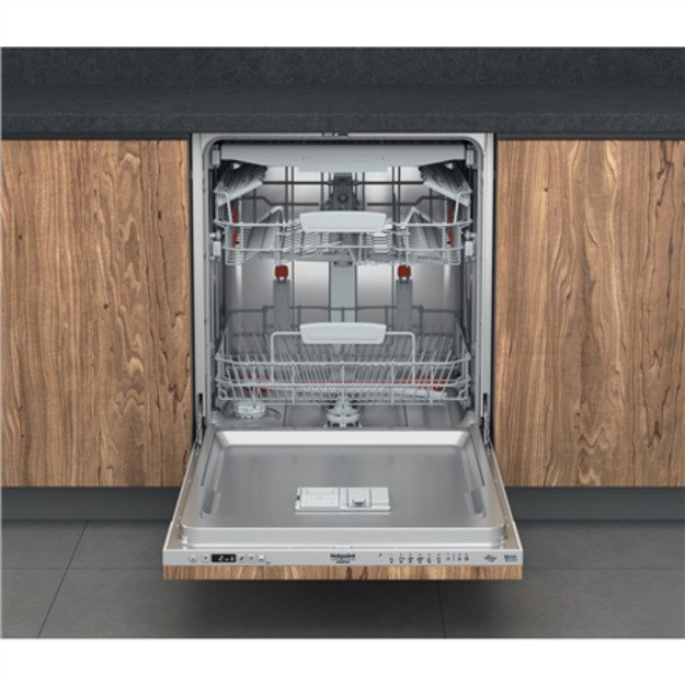 Hotpoint | Built-in | Dishwasher | HI 5030 WEF | Width 59.8 cm | Number of place settings 14 | Number of programs 9 | Energy eff