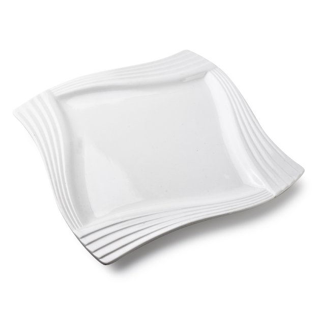BASIC plokščia lėkštė - balta
